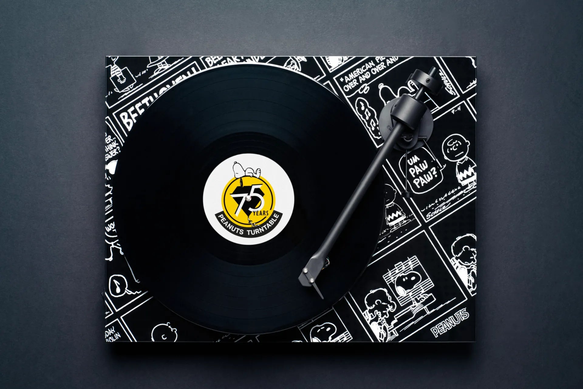 Peanuts Turntable - Pro-Ject