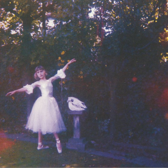 Visions Of A Life - WOLF ALICE