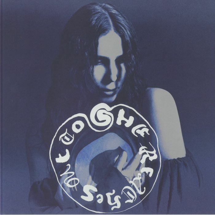 She Reaches Out To She Reaches Out To - Chelsea WOLFE